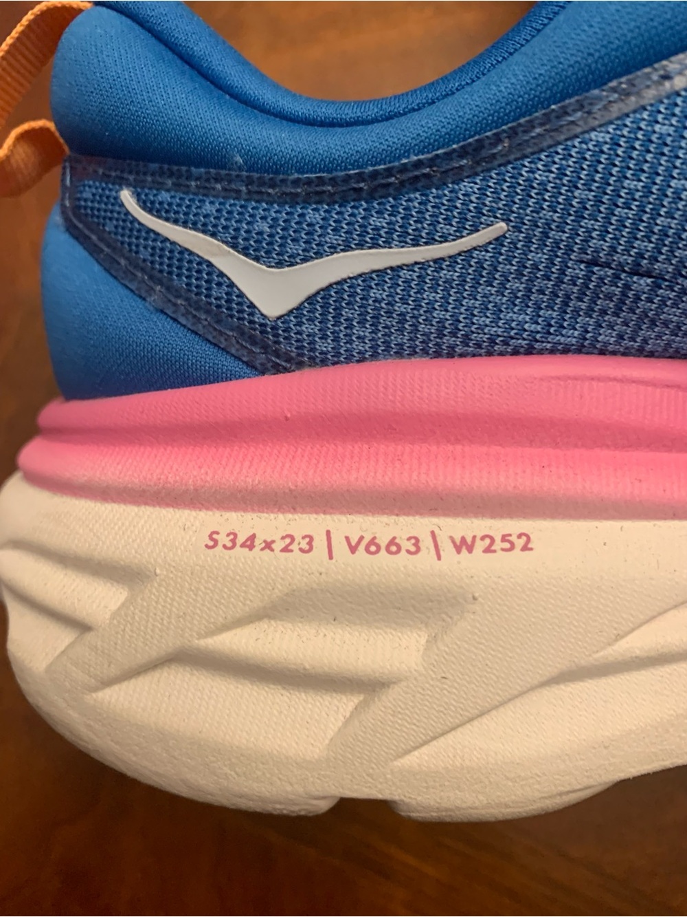 Hoka One One Bondi 8 Blue with Pink Accent Women's Running Shoes. Size 8.5B - Picture 6 of 6